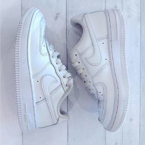 Nike Air Force 1 LE Little Kids' Shoes:  Size 11; White